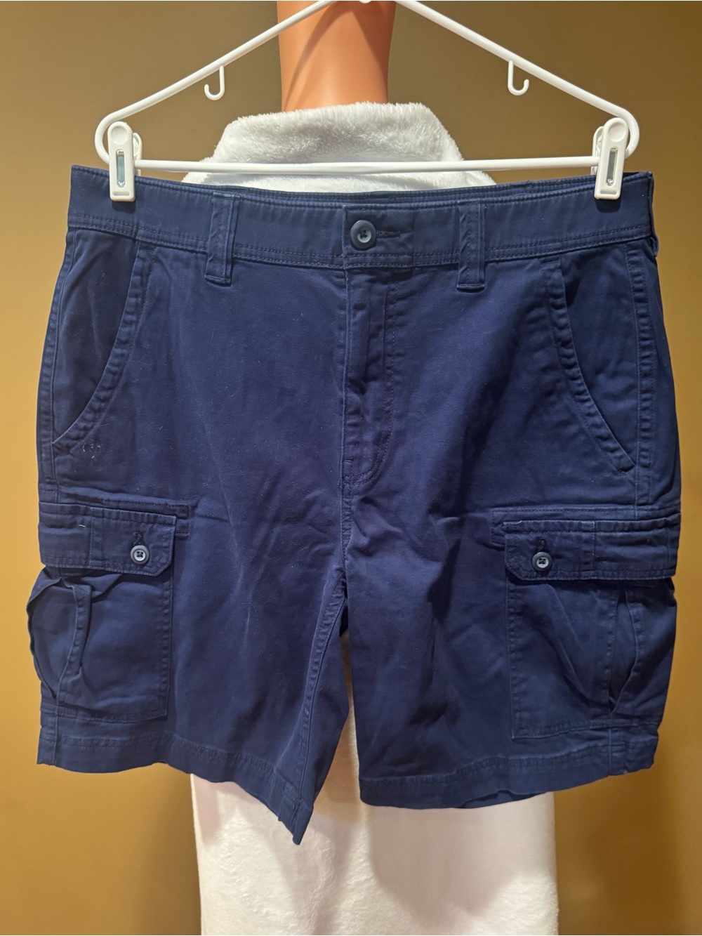 St. John's Bay Navy Blue Men's Cargo Shorts
